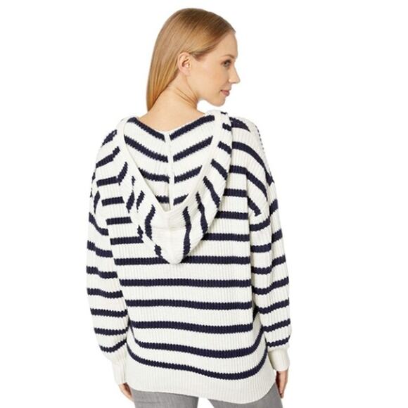 SPLENDID Striped Hooded Knit Sweater in Navy Stripe // M - Picture 3 of 11